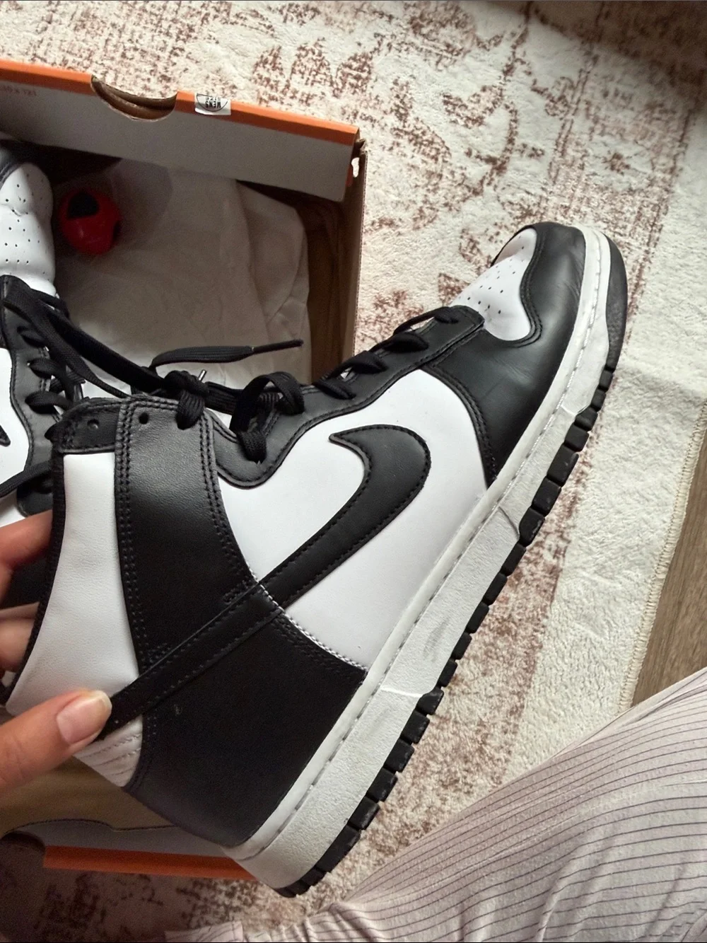 Nike classic black